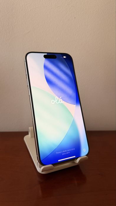 Iphone 15 pro max 512gb branco titânio como novo c/garantia