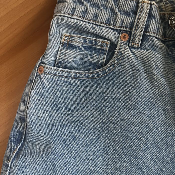 Джинси mom Zara
