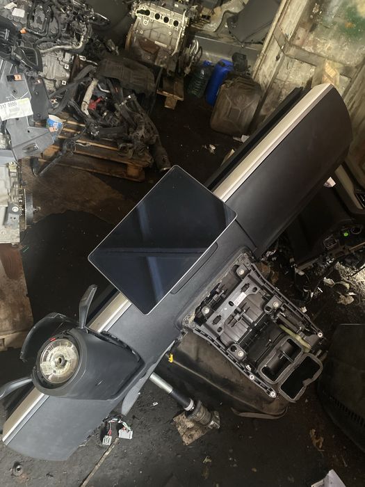 Торпедо Tesla model 3 21год