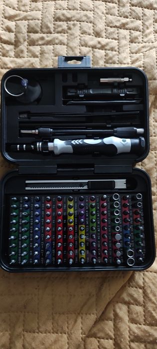 Zestaw wkrętaków do laptopów zegarków