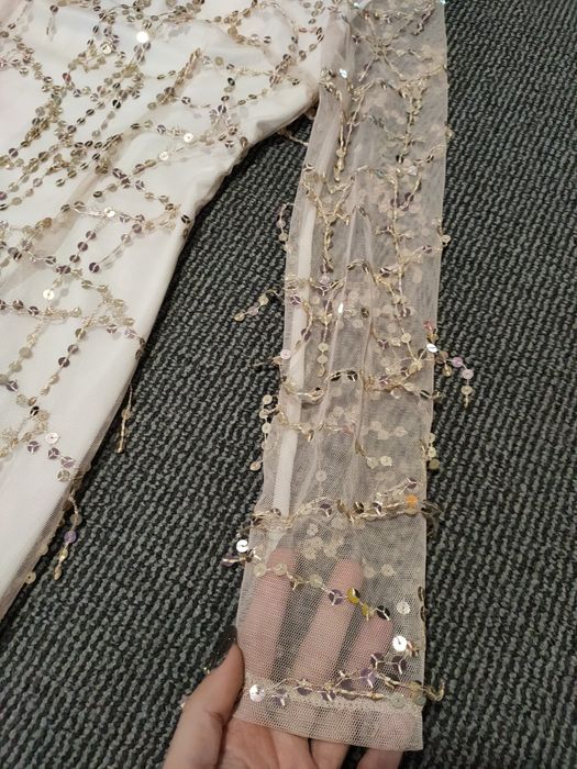 Сукня в паєтках розмір С