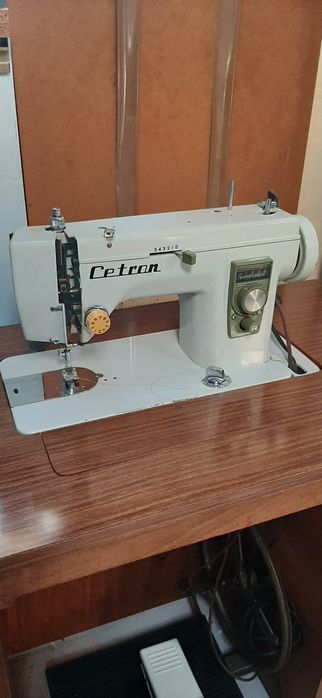 Máquina de Costura Cetron