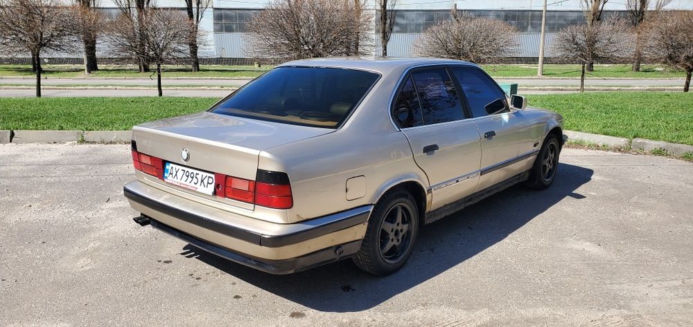 Продам BMW E34 M50B25