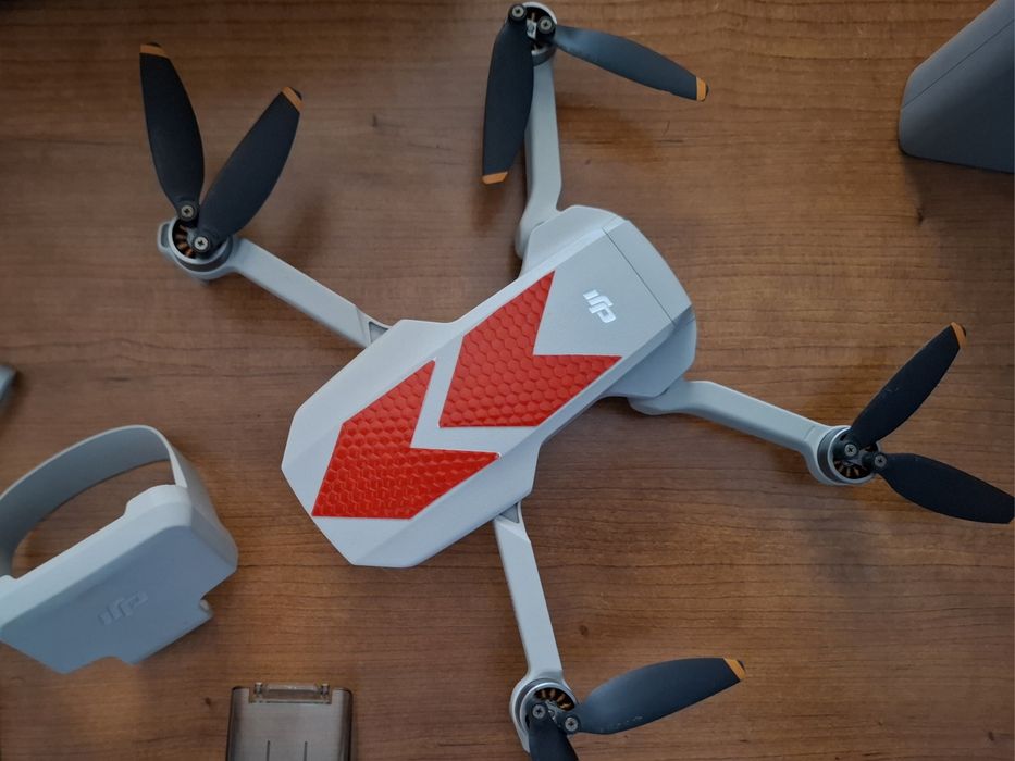 Dji mini 2 fly more combo