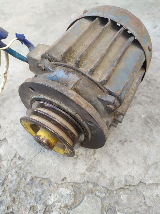 Продам Электродвигатель