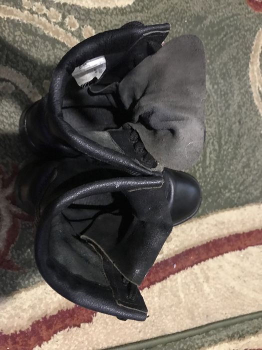 Продам берцы (кожа)