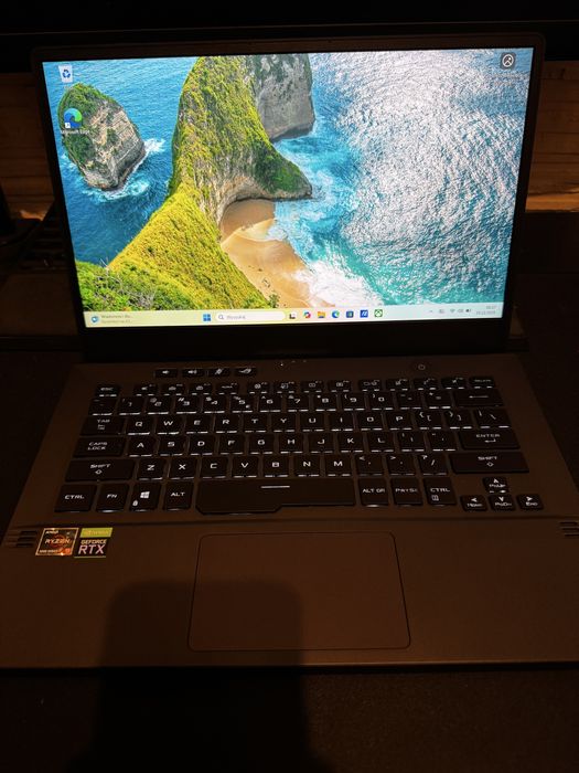 ASUS ROG Zephyrus G14 | Ryzen 9 | RTX 3060 | 32 GB RAM | 2TB samsung |