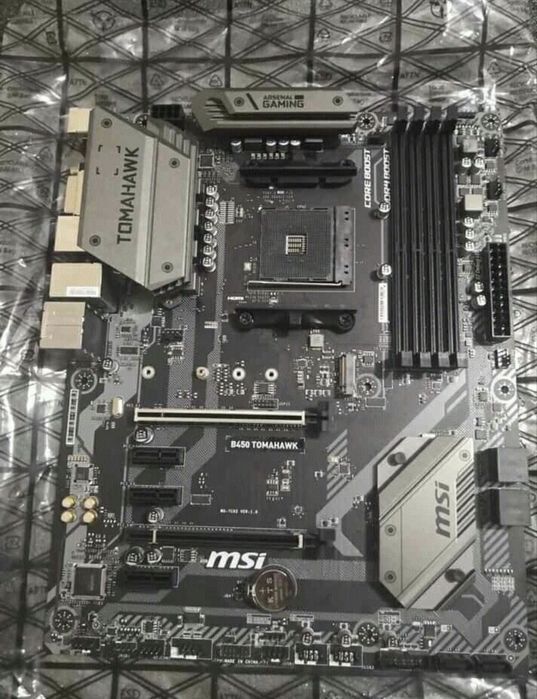 Материнская плата Msi b450 tomahawk max