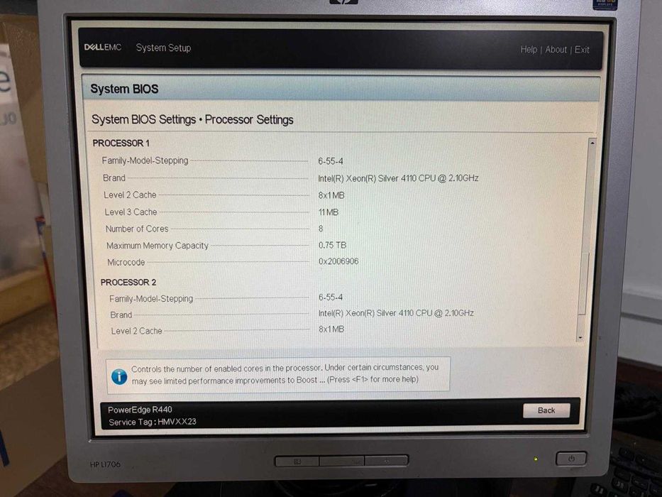 Servidor Dell PowerEdge R440 | Dual Xeon 16c/32t | 160GB RAM | 8TB SSD (4x 2TB)