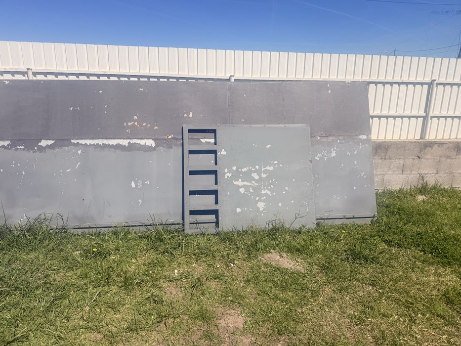 Portões de entrada em ferro