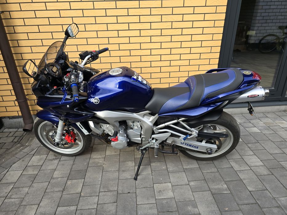 Продаю YAMAHA FZ6S