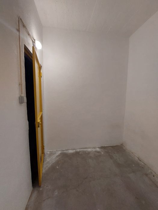 Arrecadação, storage, pequeno armazém, garagem,olivais