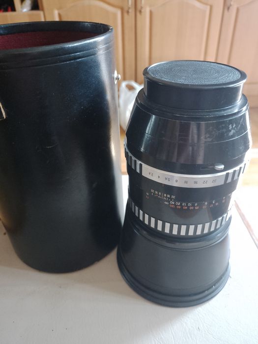 Фотооб'єктив Carl Zeiss Jena