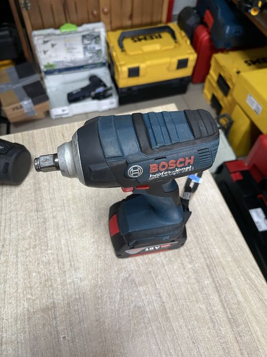 Bosch GDS 18 V-EC 250 / безщітковий гайкокрут Бош