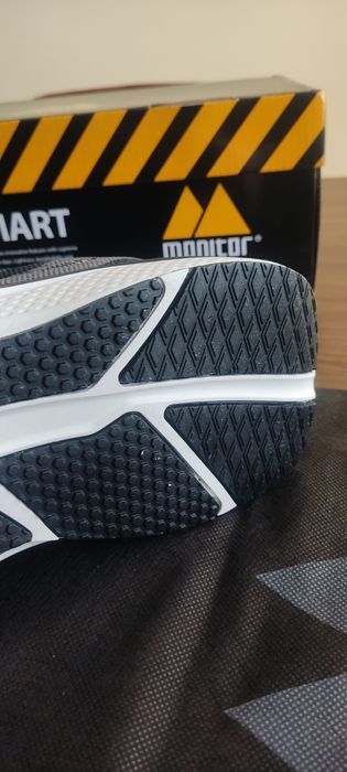 Sapato S1PS HRO SRC Metal free-Black. NOVO
