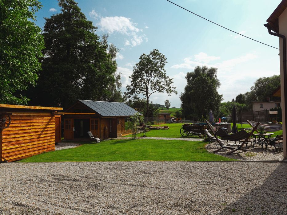 Domek do 15 osób | sauna, basen, plac zabaw | Pomocne