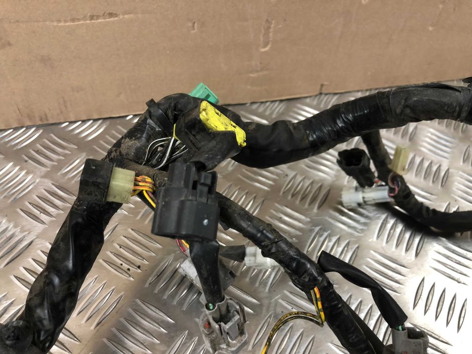 Suzuki GSX-R 600 700 K6 K7 Wiązka Główna Instalacja Kable Kostki 2007