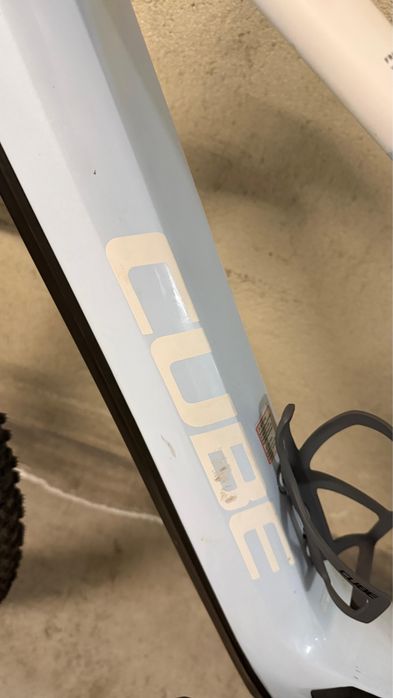 Cube reaction hybrid