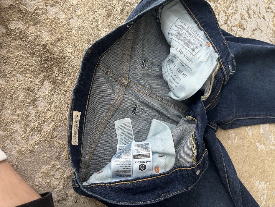 Джинси бреднд Levis