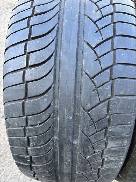 Michelin 275.40.r20