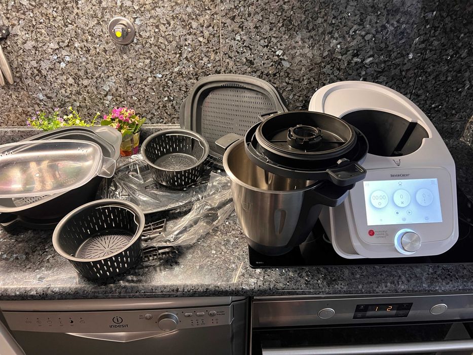 Robo de cozinha - Monsiuer Cuisine Connect c/ acessórios EXTRA.