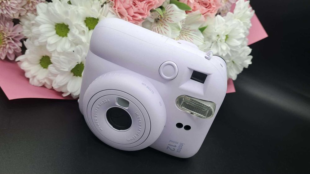 Aparat FUJIFILM INSTAX MINI 12 + Etuii Komis Redi