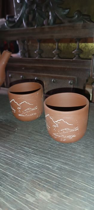 Conjunto de chá em barro