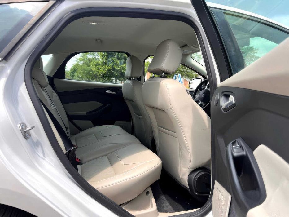 Ford Focus Electric      2016