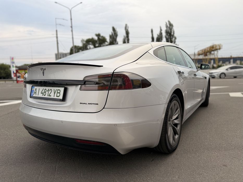 Tesla model S 75d 2017-2018