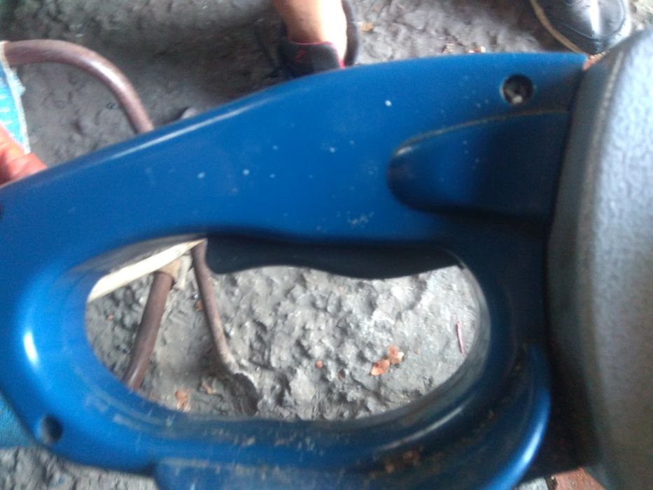 Продам електропилу партнер