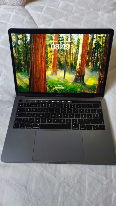 Macbook pro 13'' campanha regros às aulas