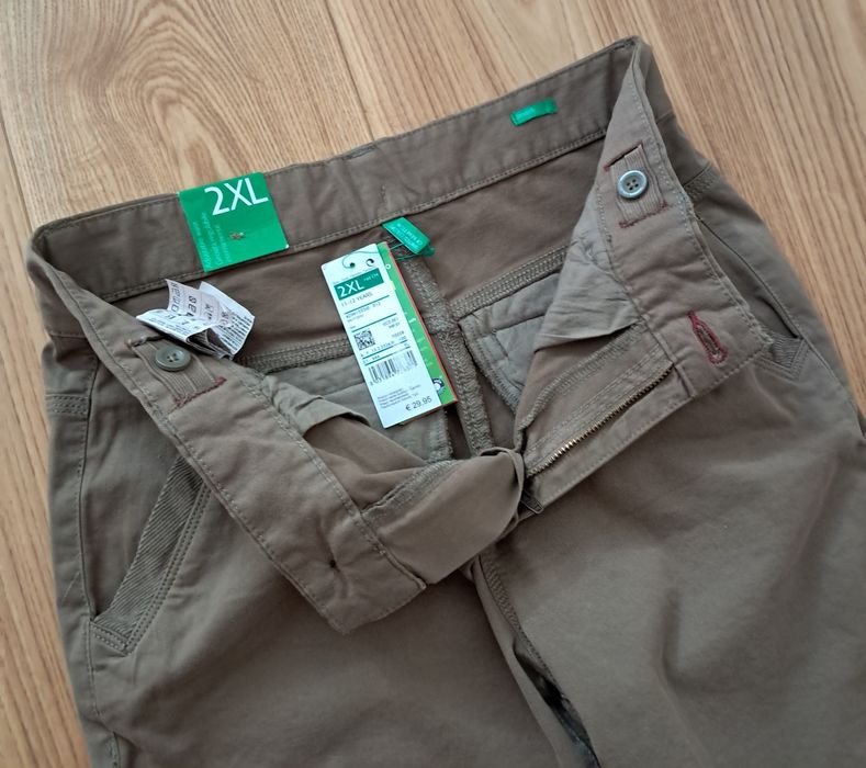 Штани / брюки Benetton для хлопчика. 2XL 160 см, 11 - 12 років. Нові.