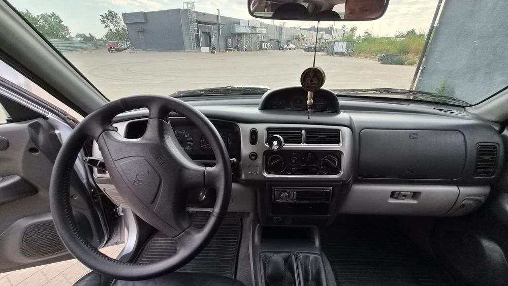 Mitsubishi Pajero Sport 2008 VIN JMB0NK9408J000685 фото оголошення 7 з 8