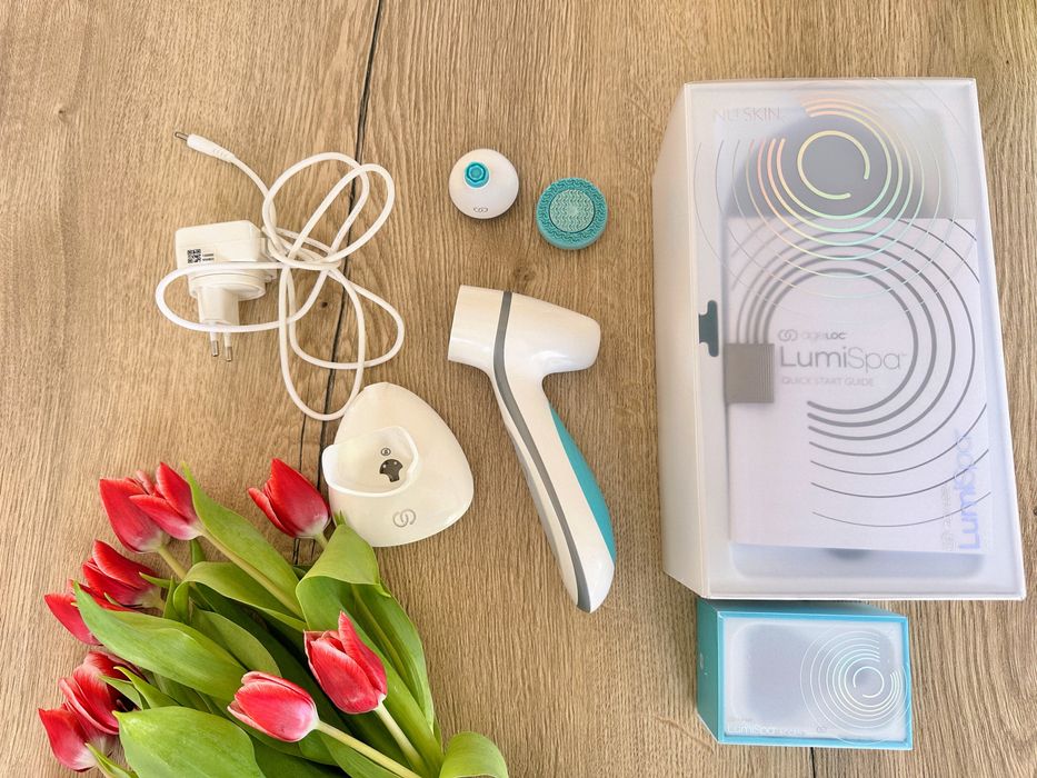 LumiSpa Nu Skin AgeLoc zestaw z głowicą pod oczy