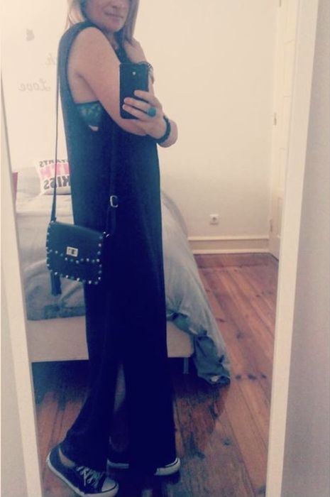 Mala preta a tiracolo com detalhes turquesa NOVA