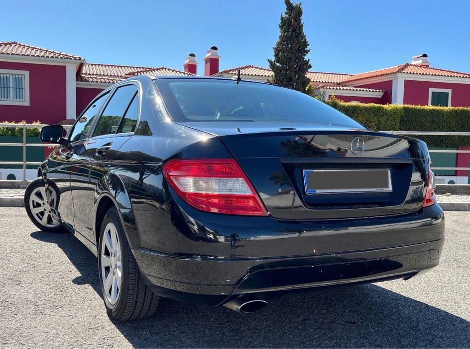 Mercedes Benz C220d manual