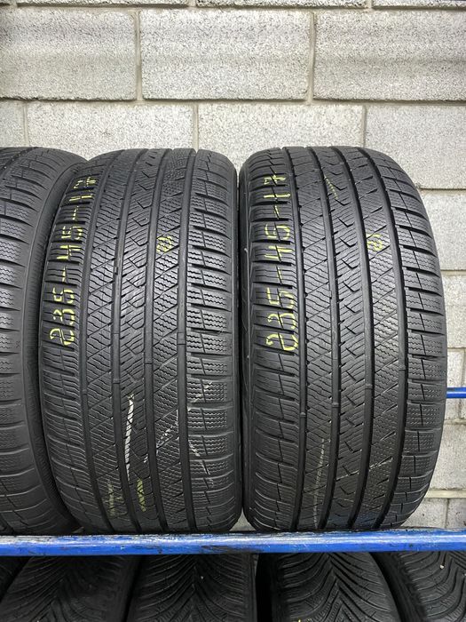 Зимові шини 235/45 R17 (97Y) VREDESTEIN