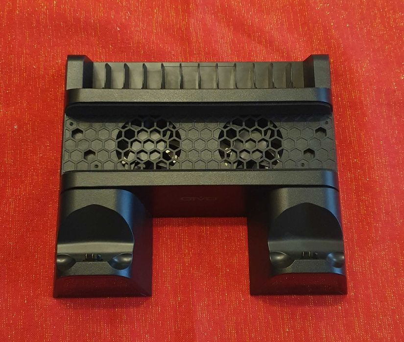 Podstawka do konsoli PS4 Multi Function Cooling Stand