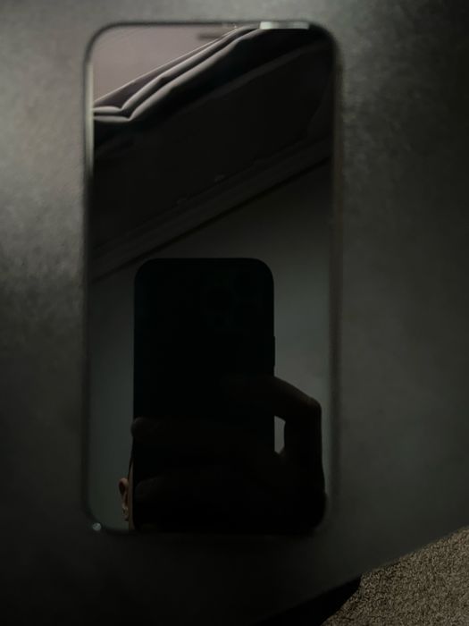 Продам Iphone 11