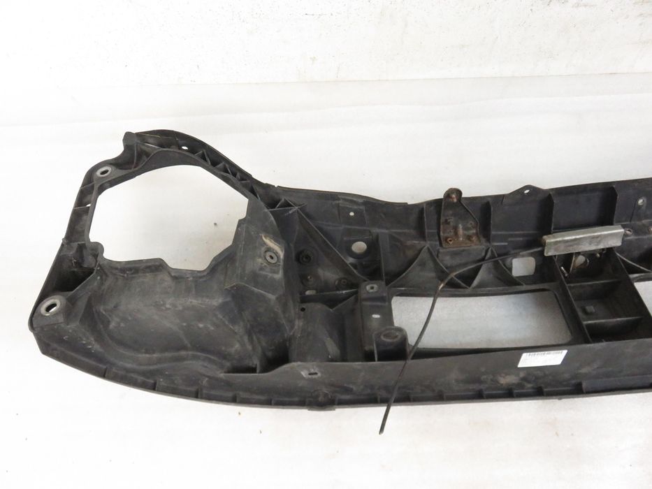 Pas Przedni Renault Trafic II Lift 2010