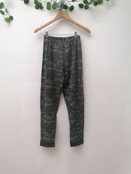 Pijama Cinzento Caqui alusivo à Nerf