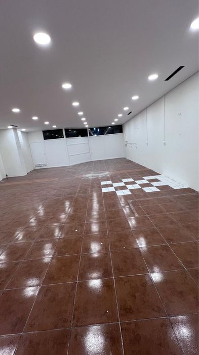 Loja com 104m2 para vender ( para arrendar 800€)