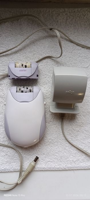 эпилятор Braun Silk-épil серии Eversoft, предназначенный для сухого удаления волос с корнем.