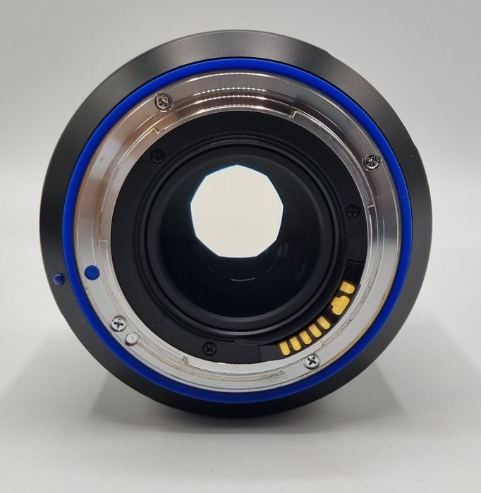 Lente zeiss Milvus 1.4 50mm (Canon EF mount)