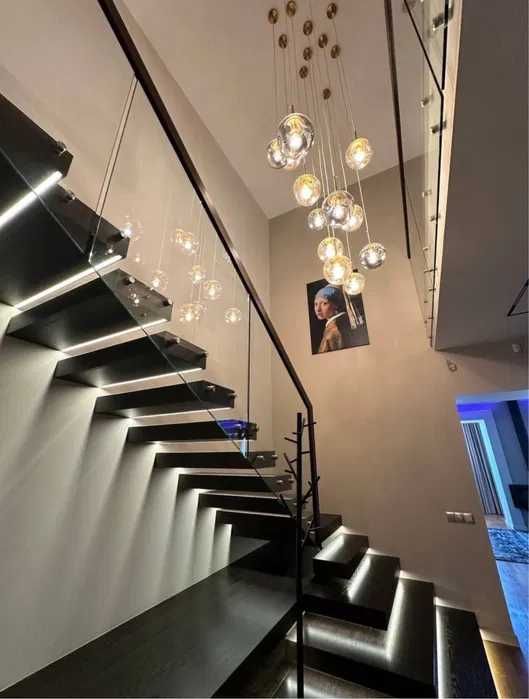 Оренда 4-х кімнатної VIP двоповерхової квартири Оболонська Набережна