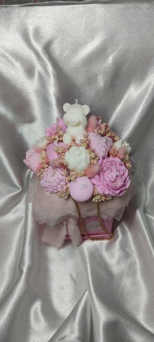 Duży box świecowy