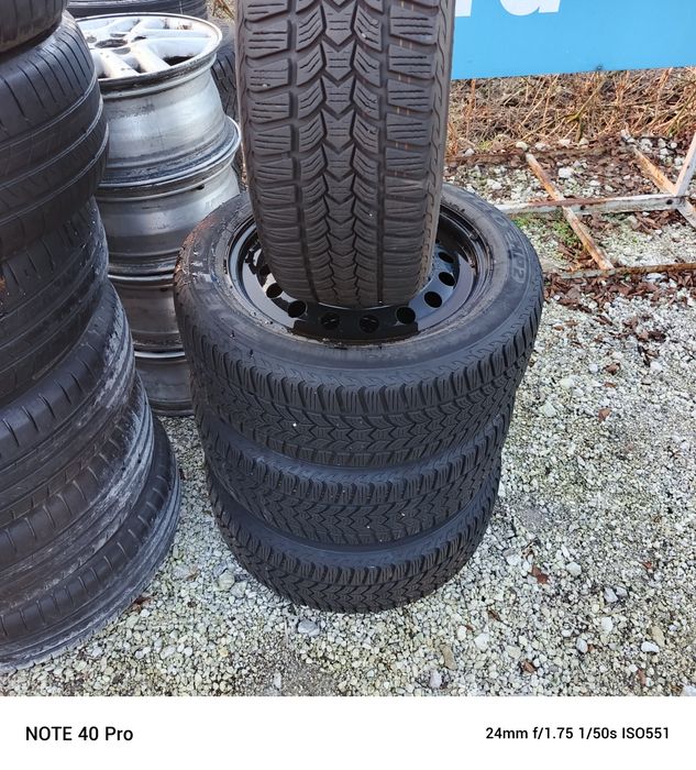 Opony zimowe 205/55 R16 rok 2023