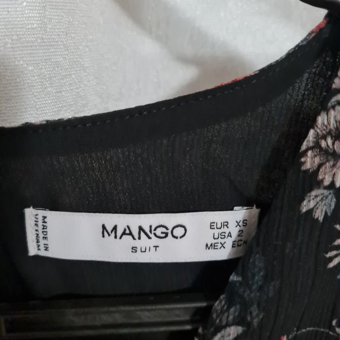 Vestido floral Mango