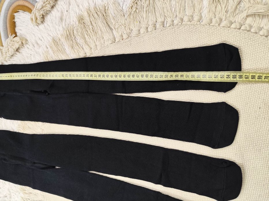 Nowe gładkie czarne rajstopy 110-116