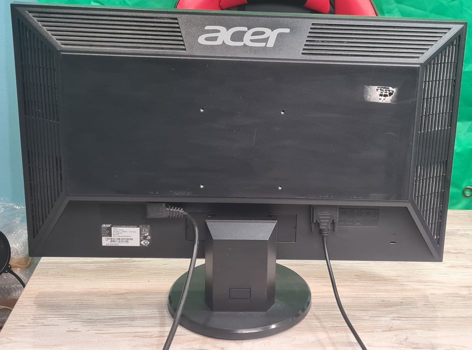 Monitor Acer V243HL